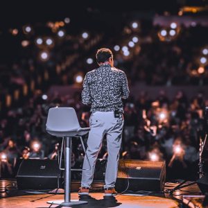 Hospital Management Between Effectiveness and Efficiency