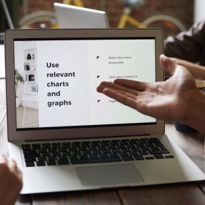 اخصائي استدامة عقارية (Real estate sustainability specialist)