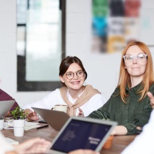 مهارات فهم الذات والتحكم في الانفعالات