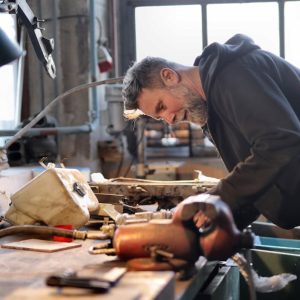 إعداد وتأهيل القيادات الإدارية