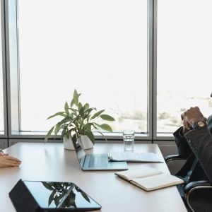 تطوير الخدمات اللوجستية المتكاملة في صناعة النقل