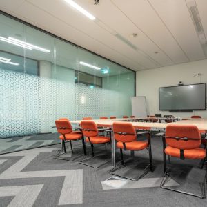 كيمياء مزج وسحق المواد الخام والنقل