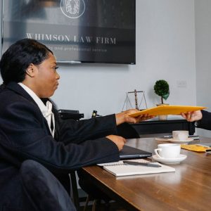 الأساليب الحديثة لأمن وحراسة المنشآت الرياضية