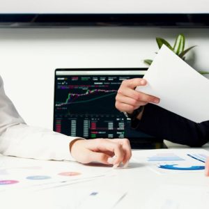 إدارة البيانات وتحليل المعلومات