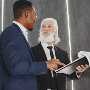 تنمية وتطوير الموارد البشرية كمدخل للتحسين المستمر