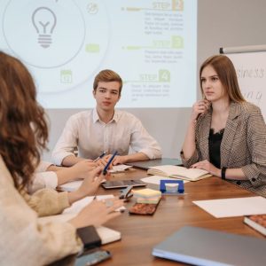 مهارات السكرتارية التنفيذية وإدارة المكاتب