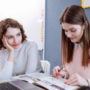 استخدام برامج الأوفيس والإدارة الإلكترونية