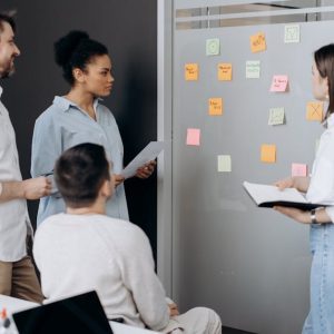 إدارة المخلفات الخطرة والتلوث