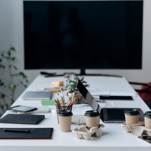 التنظيم الإداري وإعداد الهياكل التنظيمية