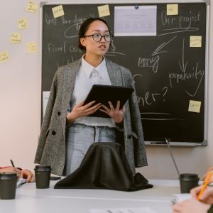 التميز في خدمة العملاء - دائرة الخدمة ورضا العملاء