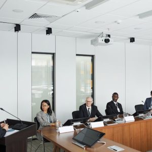 اتخاذ القرارات وحل المشكلات بأسلوب إبداعي