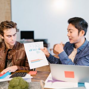 أساسيات واستراتيجيات العلاقات العامة