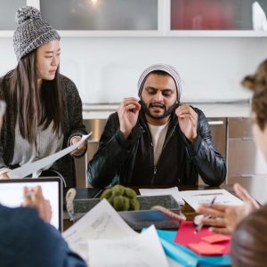 إعداد وتأهيل القيادات الإدارية