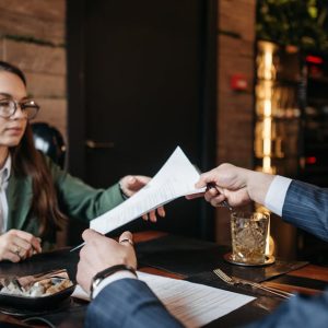 تنمية مهارات السكرتارية التنفيذية ومديري مكاتب الإدارة العليا