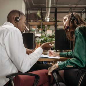 Developing Legal and Advisory Skills and Relation Between Lawyers and Administrators