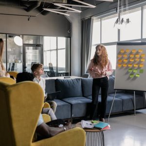 إدارة وتسويق الضيافة والسياحة