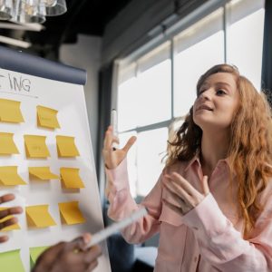 الاتجاهات المعاصرة لإدارة الوظيفة العامة وشؤون الموظفين