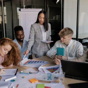 إعادة الهيكلة وتخطيط القوى العاملة