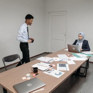 إدارة البيانات وتحليل المعلومات