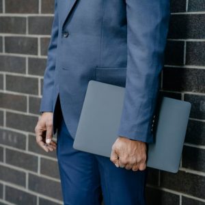 الإدارة الإلكترونية وتكنولوجيا تقنية المعلومات