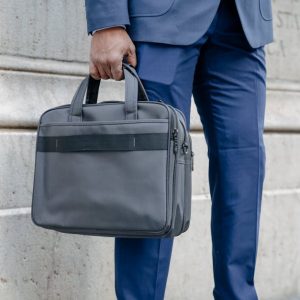 إدارة العمليات ومراكز الاتصال في العمل البلدي