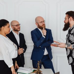 إعداد وتأهيل القيادات الإدارية