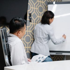 إعداد القادة المحليين في البلديات