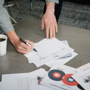 مهارات إدارة ضغوط العمل وإدارة الوقت وتحديد الأولويات