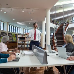 أساليب المتابعة وإعداد تقارير الإدارة العليا