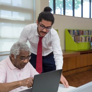 الاتجاهات المعاصرة لإدارة الوظيفة العامة وشؤون الموظفين