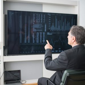 فن الخطابة والعرض والإلقاء