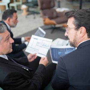 إدارة الضيافة وخدمة الضيوف في الفنادق