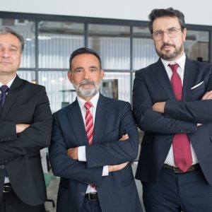 الابتكار والإبداع في إدارة المخازن الجرد المخزني ومعالجة المخلفات والرواكد