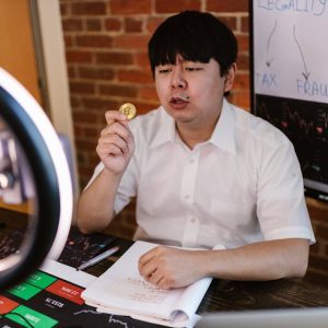 الاتجاهات الحديثة في إدارة المخازن والمشتريات والشراء الإلكتروني