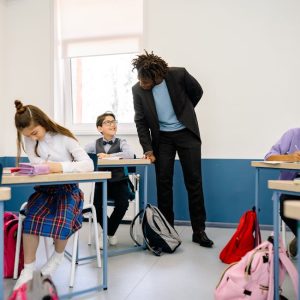 استراتيجيات الجودة في الإنتاج: أدوات وأساليب ضمان الجودة