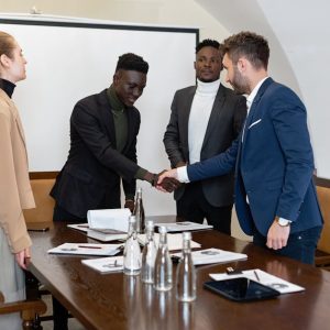 مفاهيم وتطبيقات شبكات المعلومات