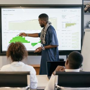 تنمية مهارات مسؤولي شؤون الأفراد والموظفين والعاملين