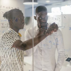 الذكاء العاطفي وإدارة العلاقات